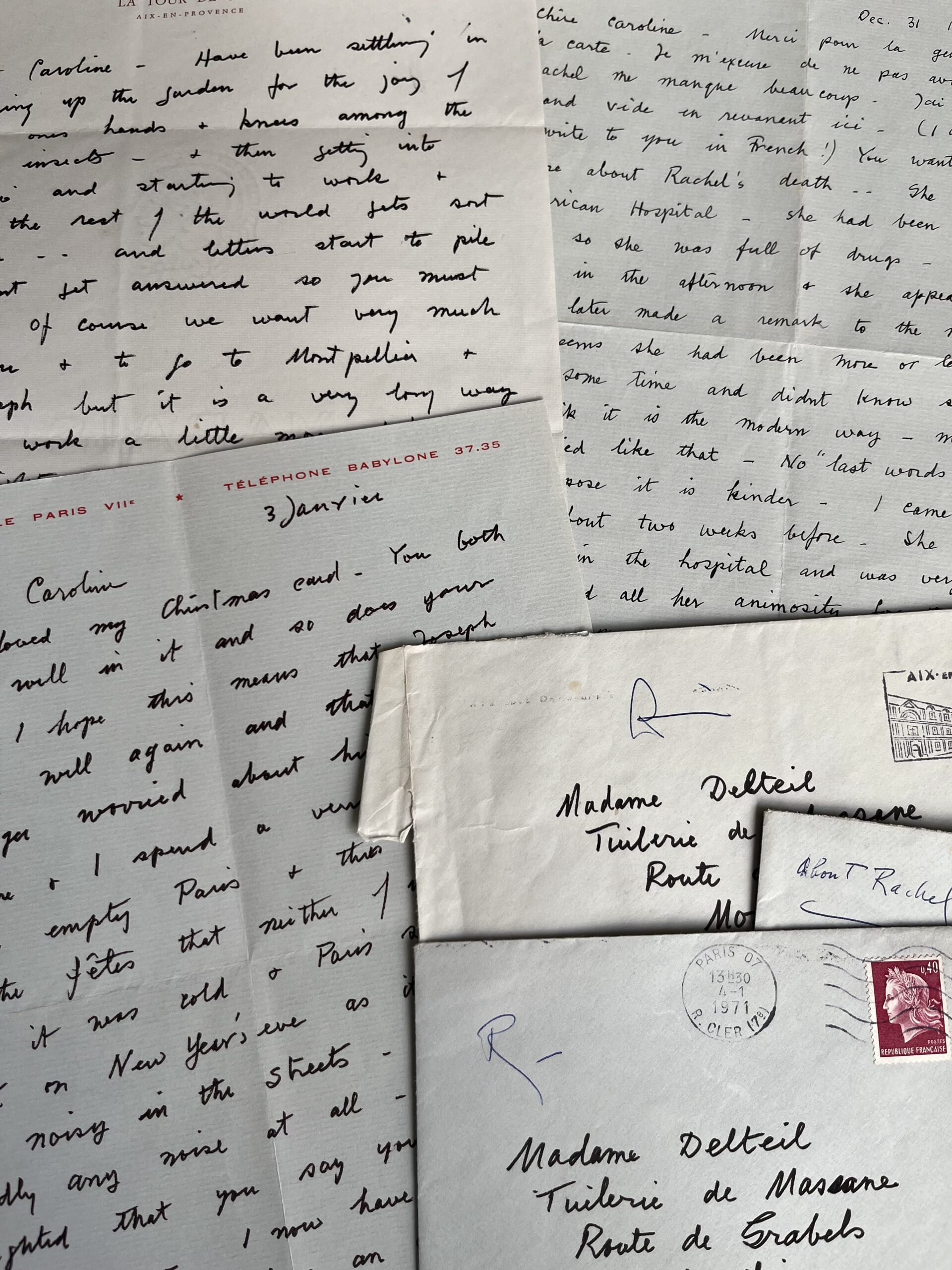 Ensemble de 3 lettres de la poétesse et artiste Meraud Guinness Guevara à Caroline Delteil