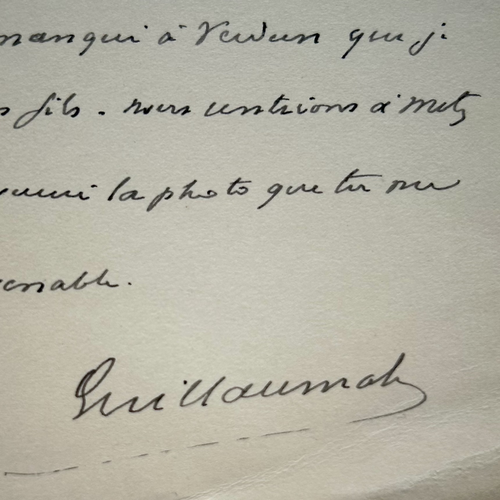 Le général Guillaumat fait visiter Verdun, 10 ans après la bataille