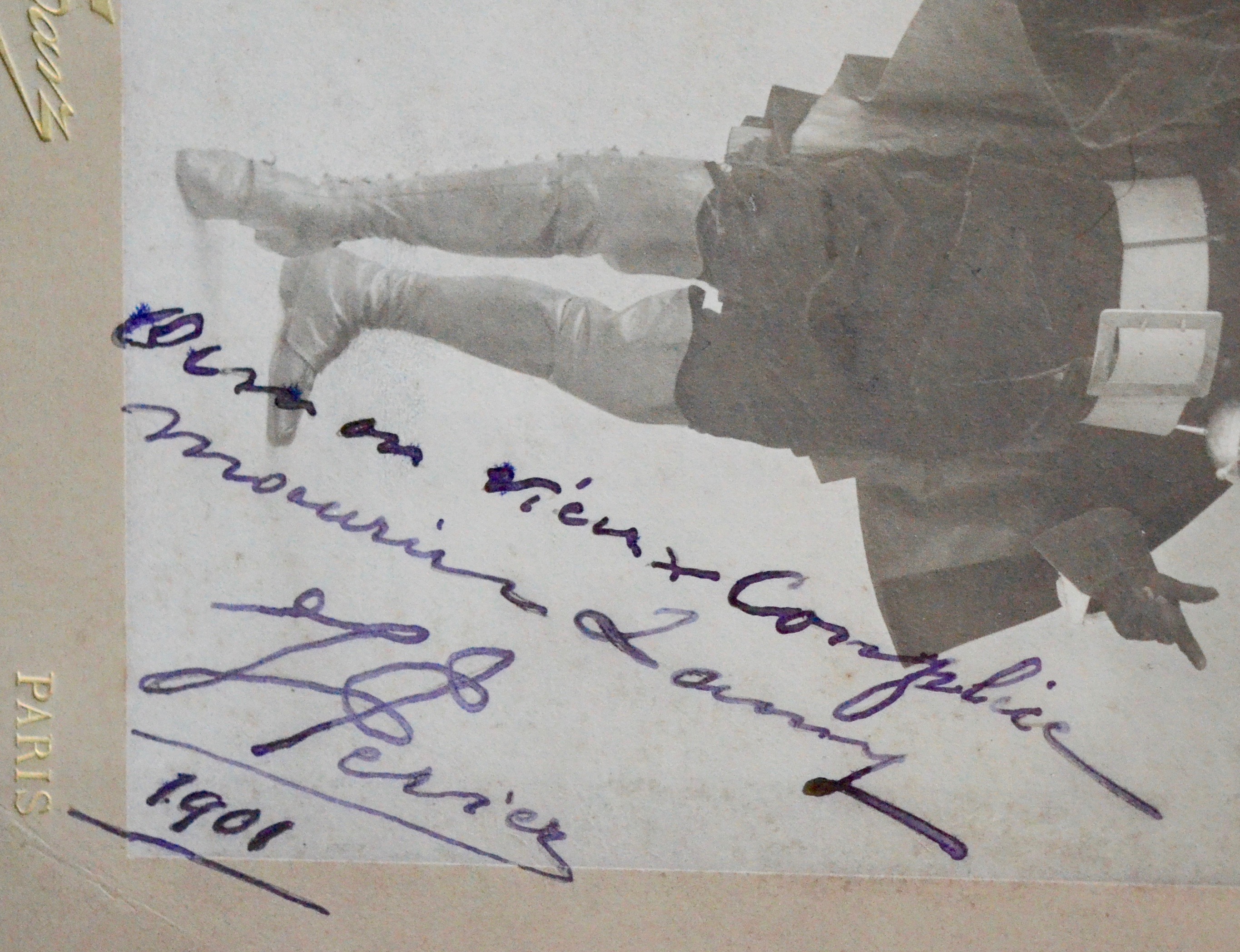 Portrait dédicacé de l’acteur et chanteur Jean Périer