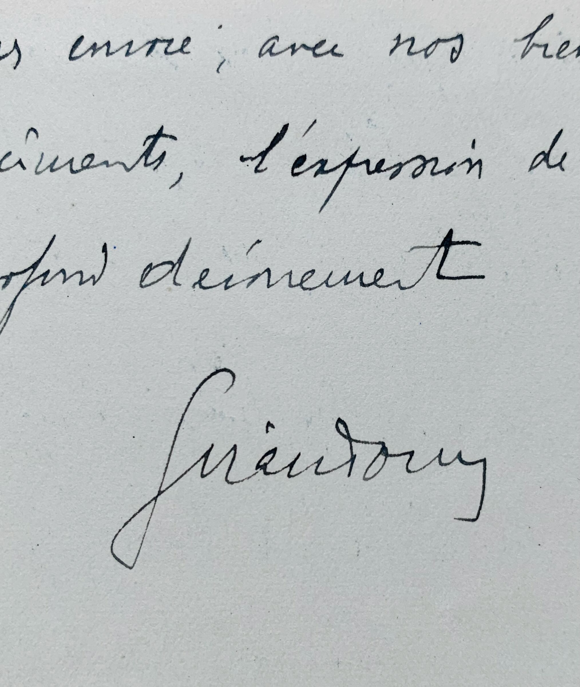 Jean Giraudoux emménage rue du Pré-aux-Clercs