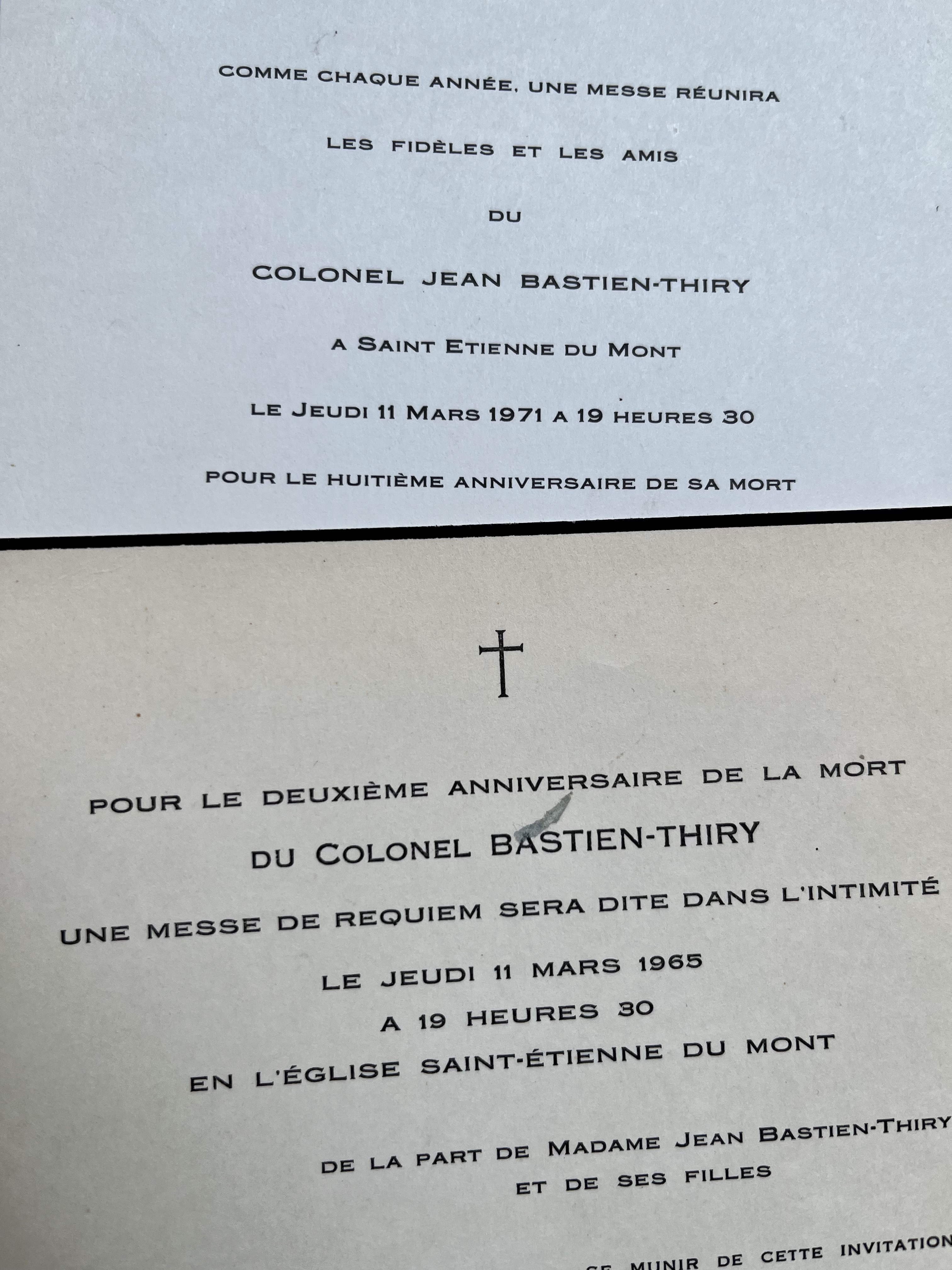 Deux cartes d’invitation pour la messe anniversaire de la mort du colonel Bastien-Thiry