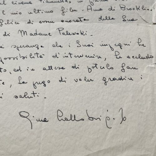 Gina Lollobrigida invite Gaston Palewski à la première de Anna de Brooklyn, de Vittorio de Sica