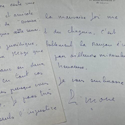 Simone Signoret vit des jours affreux et paye "la rançon d'une vie"