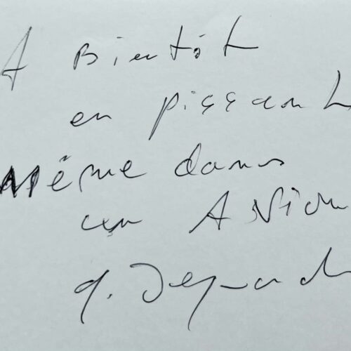 Clin d'oeil de Gérard Depardieu à l'épisode de l'envie pressante dans un avion