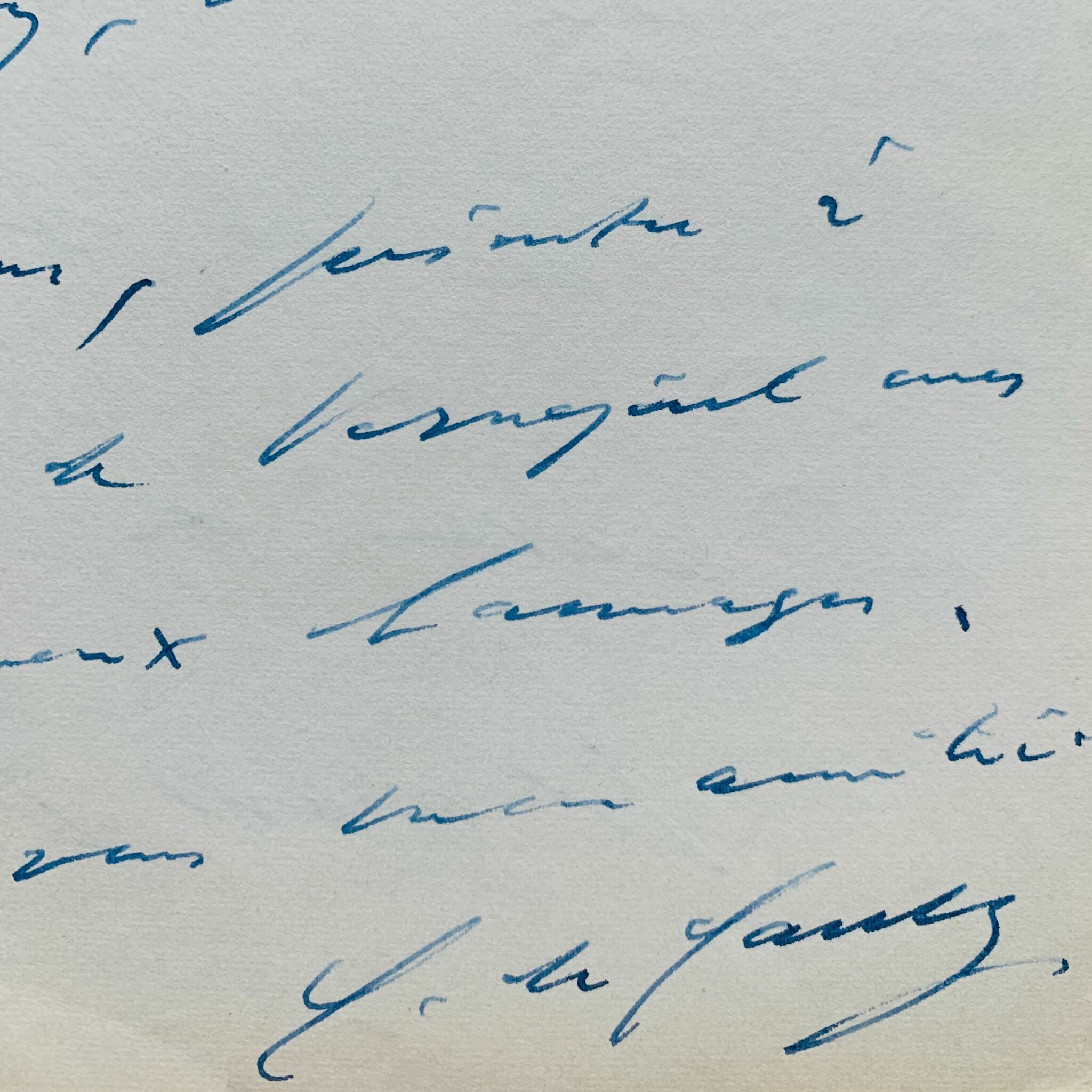 Charles de Gaulle touché par le témoignage du professeur Robert de Vernejoul au lendemain de la promulgation de la nouvelle Constitution