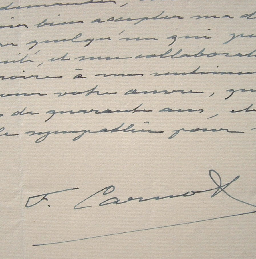 Le directeur de la Manufacture des Gobelins, Fr. Carnat, donne sa démission.