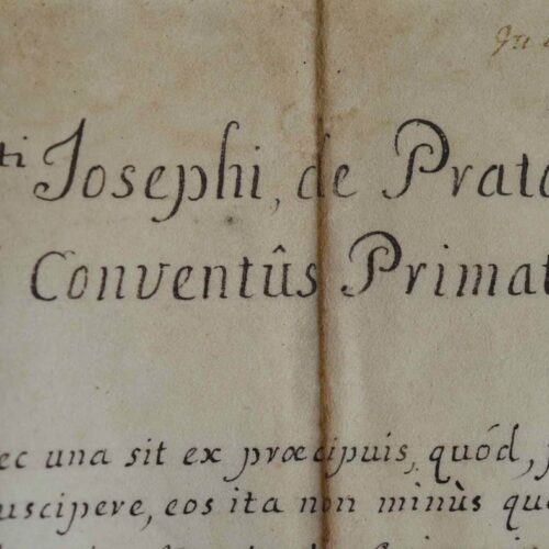 Le couvent Saint-Joseph de Prato (Lombardie) ravagé par le feu.